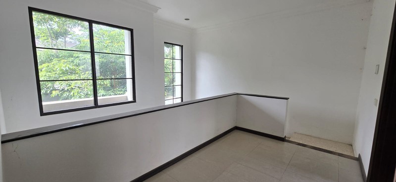 Rumah di kawasan Elite Private Cluster JADEITE BSD City