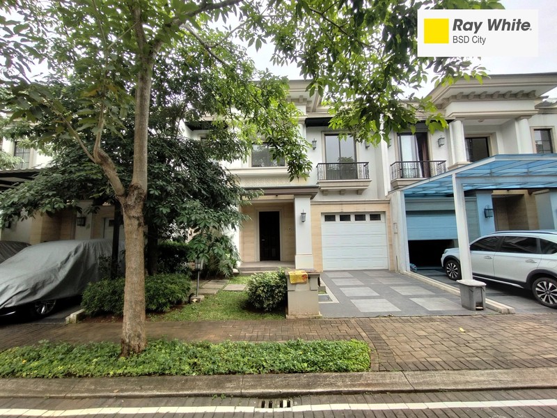 Rumah di kawasan Elite Private Cluster JADEITE BSD City