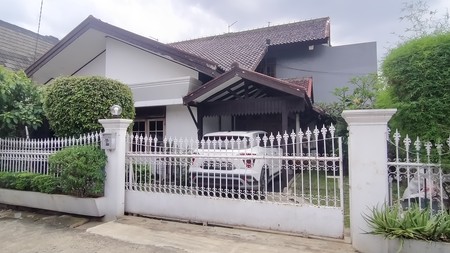 Rumah dengan posisi Hook di Jatibening Baru, Pondok Gede, Lingkungan Nyaman