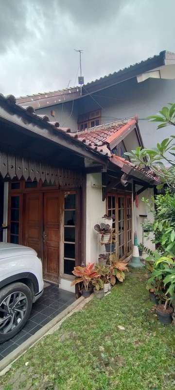 Rumah dengan posisi Hook di Jatibening Baru, Pondok Gede, Lingkungan Nyaman