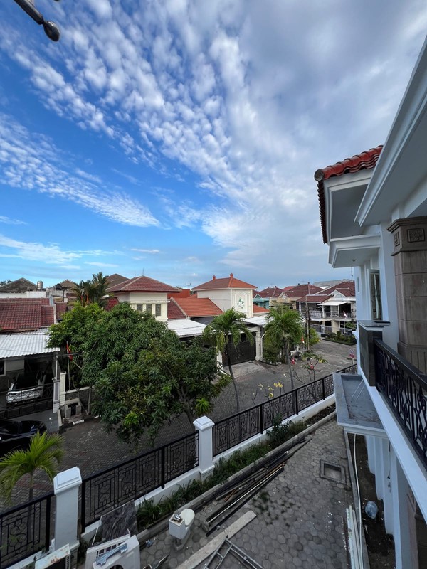 DiJual Rumah Full Renovasi di Mulyosari Prima Surabaya Timur