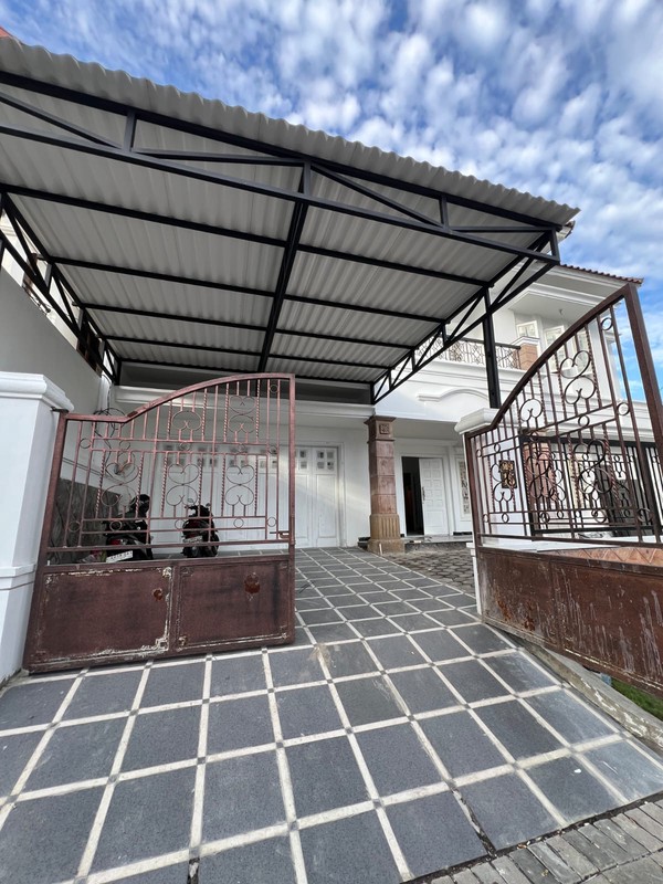 DiJual Rumah Full Renovasi di Mulyosari Prima Surabaya Timur