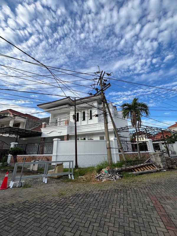 DiJual Rumah Full Renovasi di Mulyosari Prima Surabaya Timur