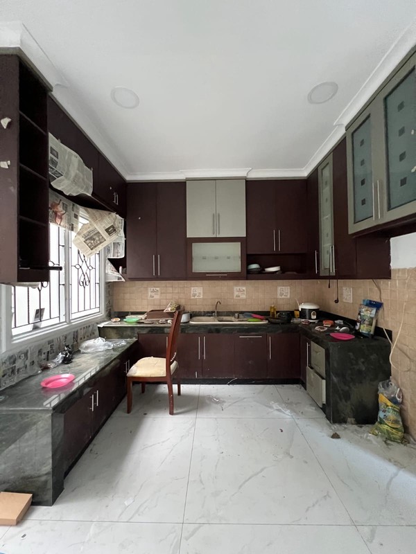 DiJual Rumah Full Renovasi di Mulyosari Prima Surabaya Timur