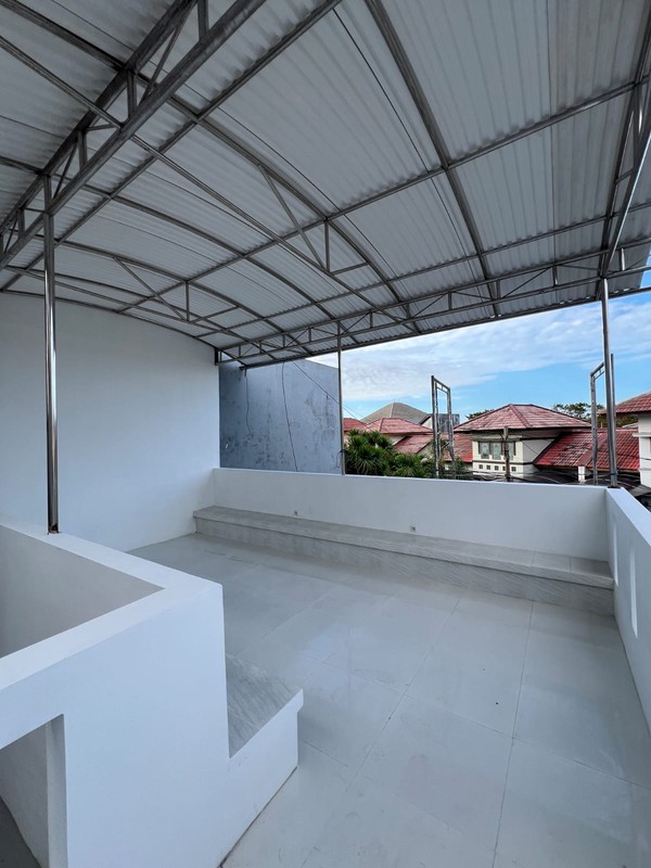 DiJual Rumah Full Renovasi di Mulyosari Prima Surabaya Timur