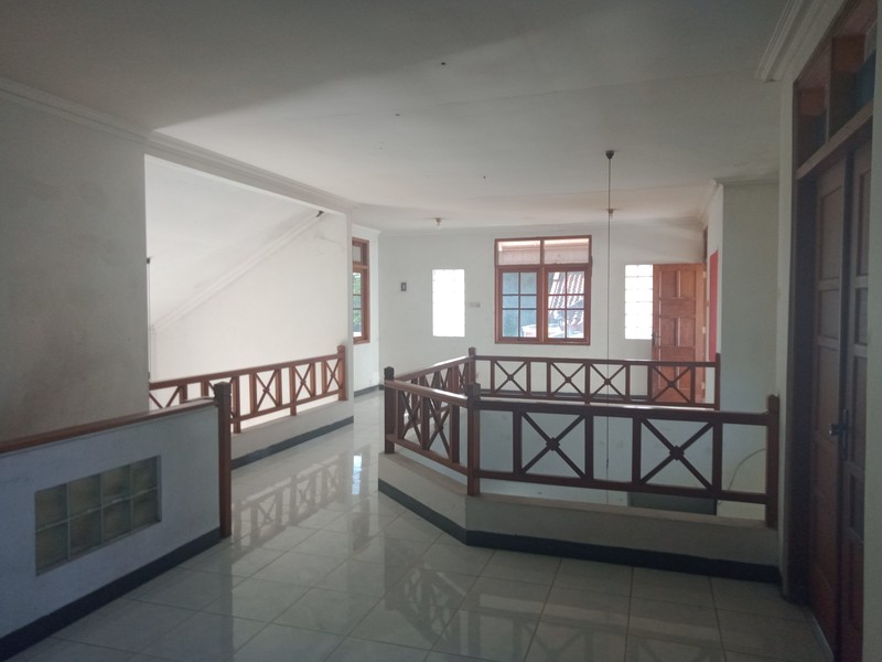 RUMAH SEMI FURNISH DEKAT KAMPUS SANATA DHARMA, MAGUWOHARJO