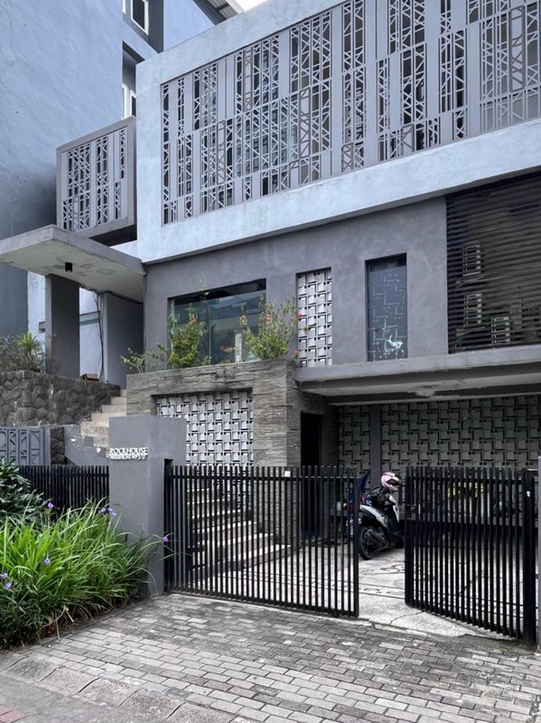 Dijual Rumah Kos - Citraland Waterfront Surabaya Barat