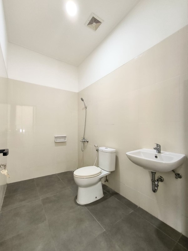 Rumah 2 lantai,dalam cluster di Bintaro 9