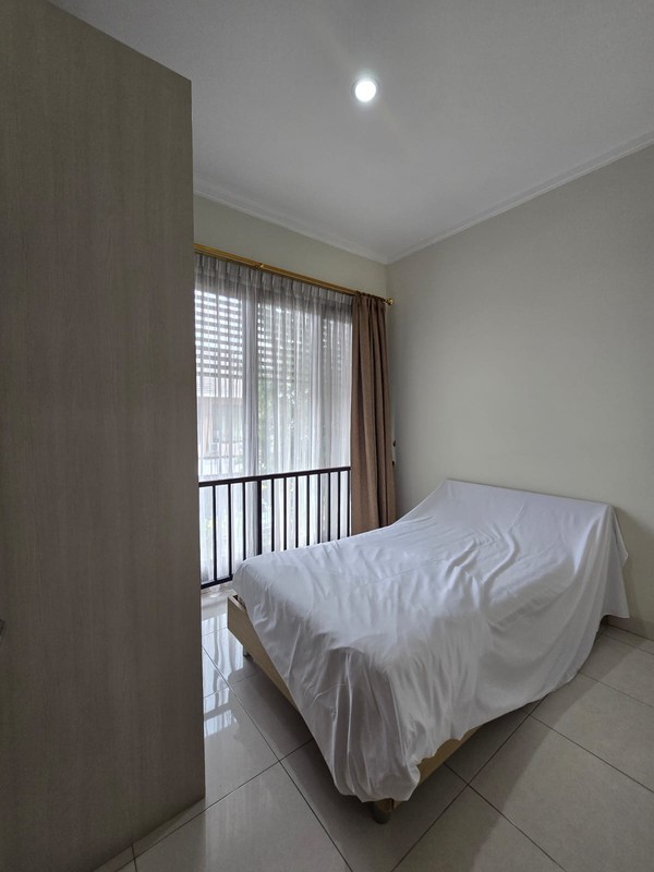 Dijual Cepat Rumah dalam cluster,lingkungan bagus di Bintaro Jaya 9