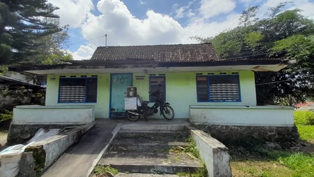 Rumah Dijual - Strategis di Jalan Sanggrahan, Wates, Magelang Utara