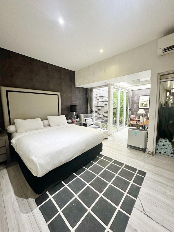 Rumah Siap Huni dan Strategis di Taman Senayan Bintaro