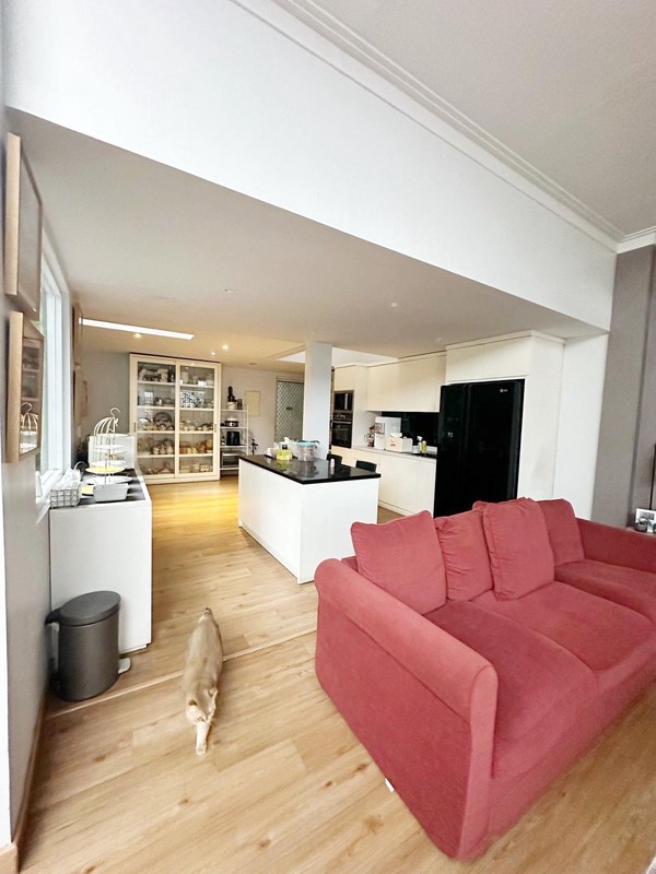 Rumah Siap Huni dan Strategis di Taman Senayan Bintaro