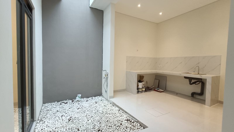 Rumah Baru Minimalis Modern Taman Kopo Indah 2