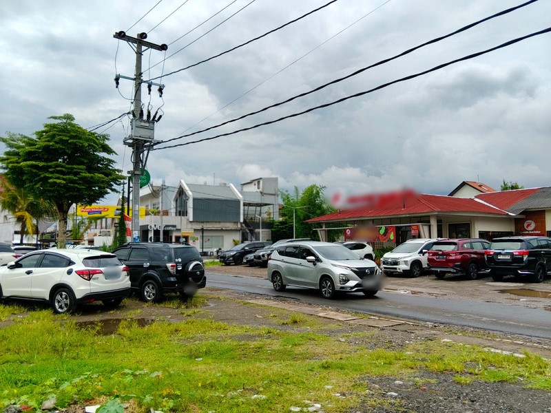 Rumah Hitung Tanah Area Cipete