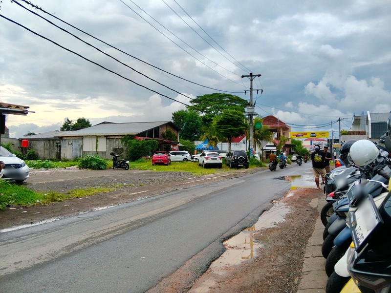 Rumah Hitung Tanah Area Cipete