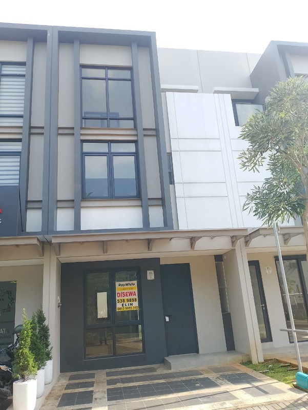 Disewa ruko latinos business district bsd city strategis murah hanya 85jt pertahun nego siap huni