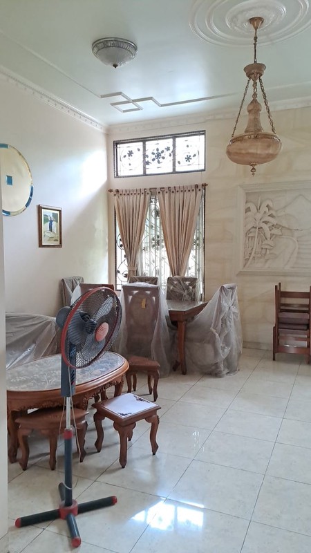 Rumah 2 lantai dalam cluster, lokasi tenang, harga nego di Kelapa Gading