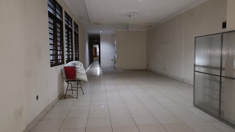 Ruko Mainroad Otista Cocok untuk usaha