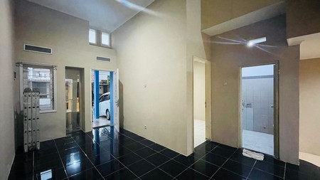 Rumah Kota Baru Parahyangan Full Renovasi