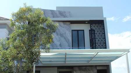 Dijual Rumah - Dian Istana Mocca Vrbana G2, Surabaya Barat