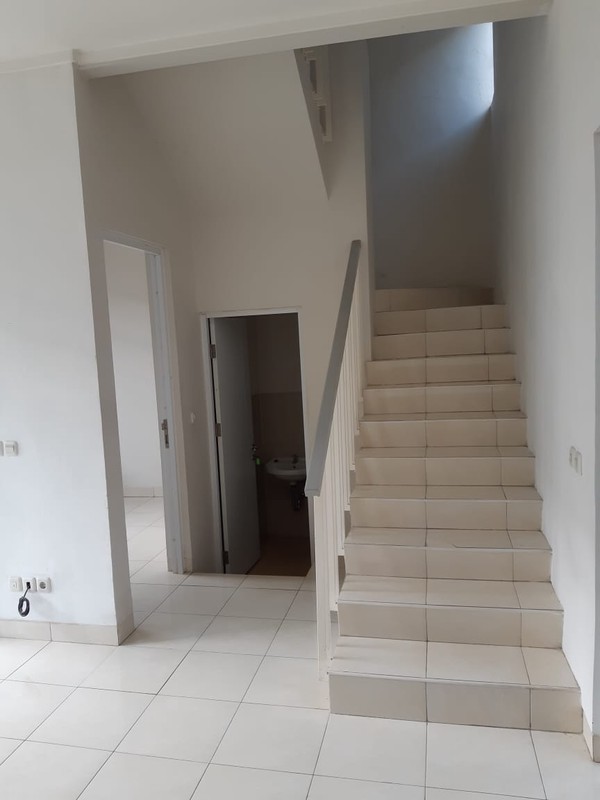 Rent. Rumah bagus Serpong Lagoon cluster Pelican, Serpong