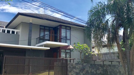 Rumah mewah Minimalis Modern Sayap Pasteur
