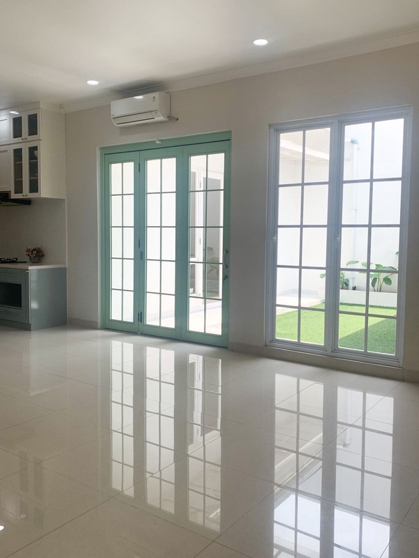 Water terrace Grand Wisata , Tambun - Bekasi