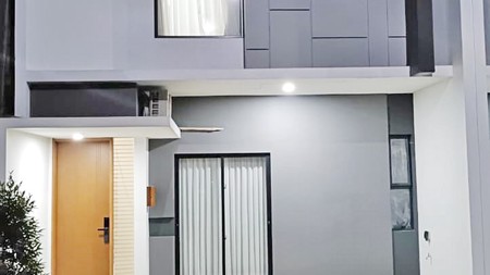 Rumah Modern Minimalis Full Furnished  2 Lantai selangkah ke BSD City