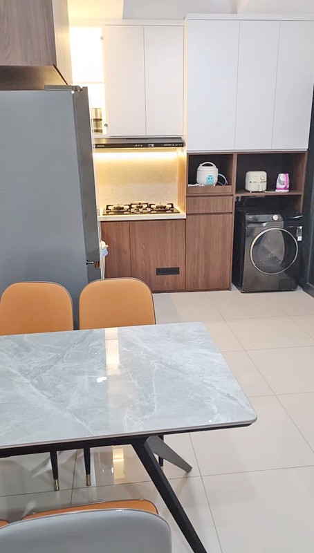 Rumah Modern Minimalis Full Furnished  2 Lantai selangkah ke BSD City