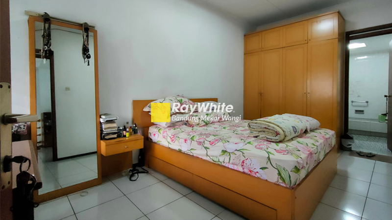 Rumah Terawat Siap Huni Budisari - Setiabudi