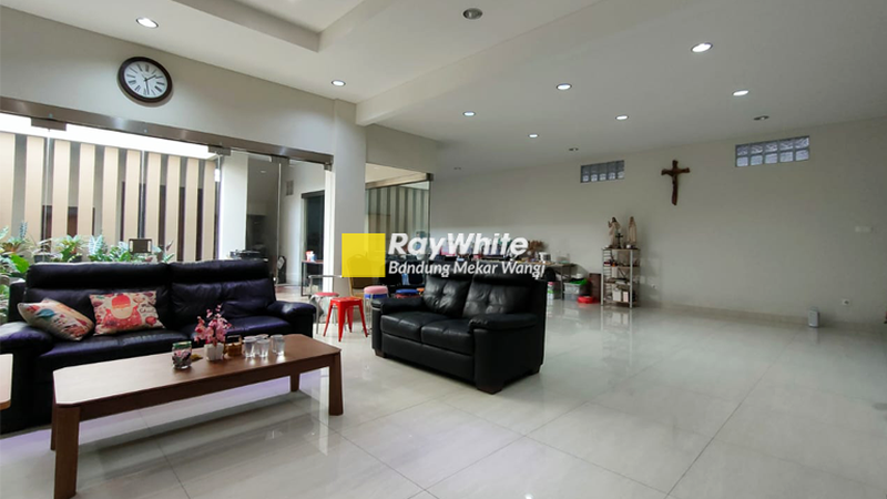 Rumah Mewah Siap Huni dan Terawat TKI 2 