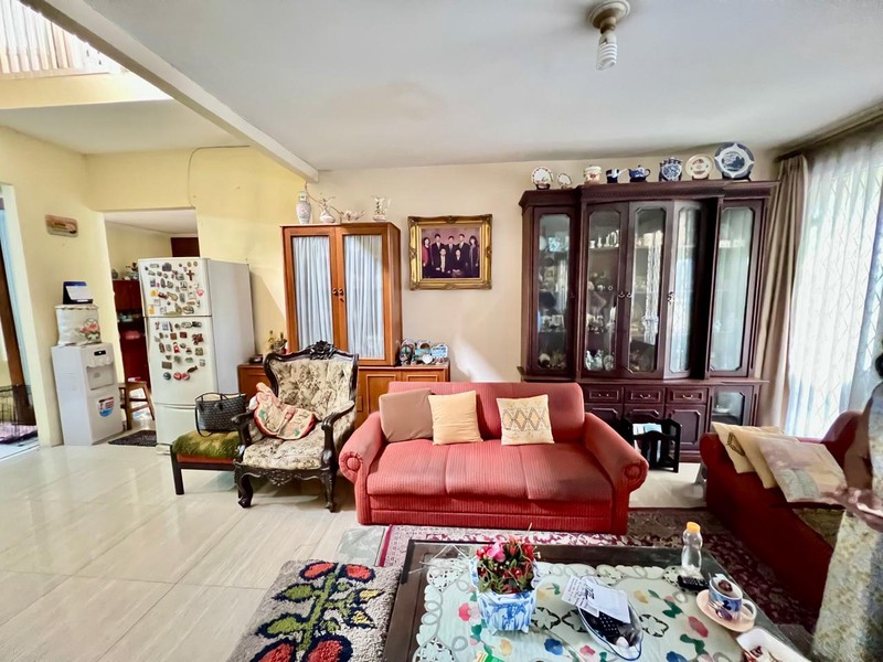 Rumah Bagus Di Mertilang Bintaro Jaya Sektor 9