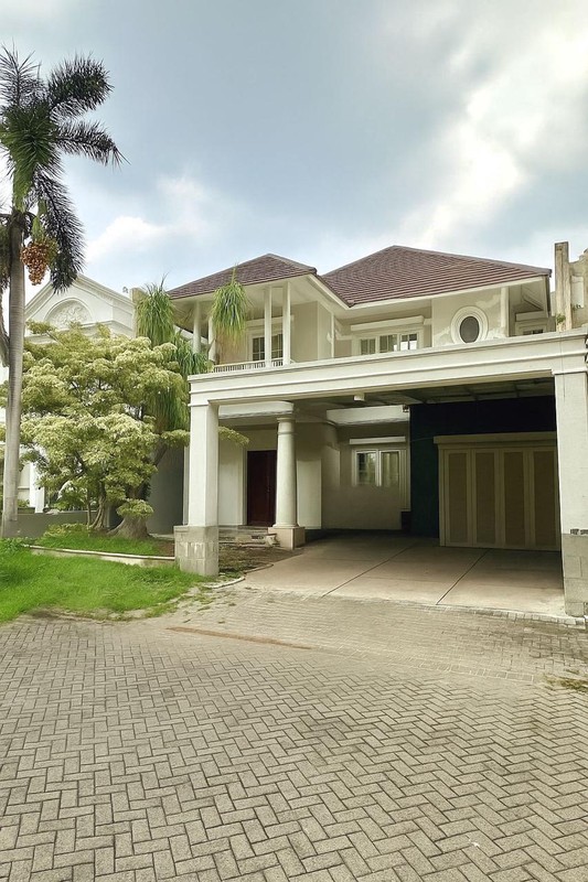 Dijual Rumah Wisata Bukit Mas 1 Cluster Rome Semi Furnish - Halaman Belakang Luas Dekat Sekolah SGS , Pakuwon Mall
