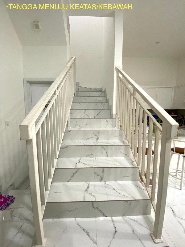 Rumah Bonus Furnished di Kencana Loka BSD City, dekat ke Exit Tol BSD