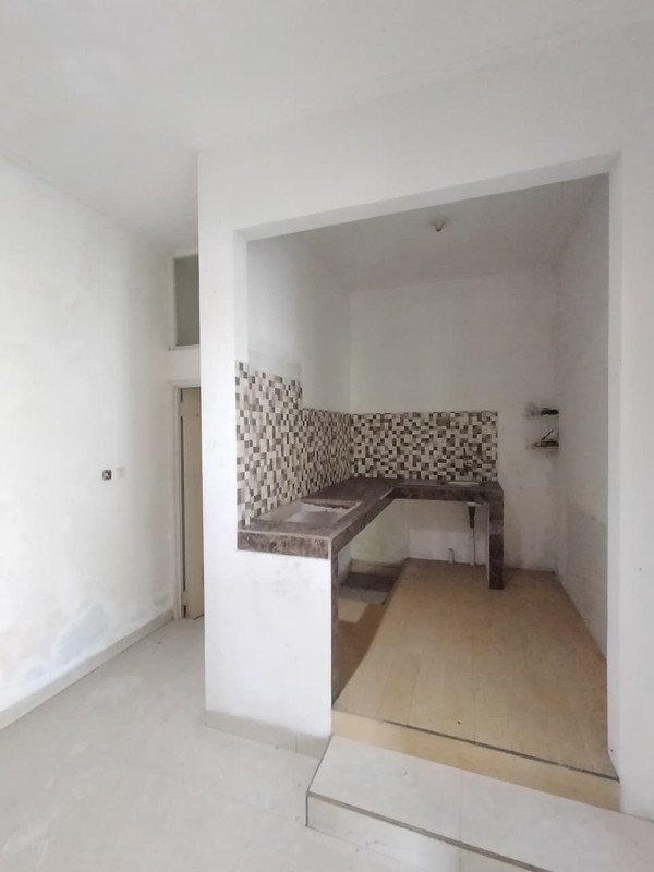 Rumah di Cluster Sevilla BSD Hoek Kotak, depan Fasum Taman. Kondisi Tenang