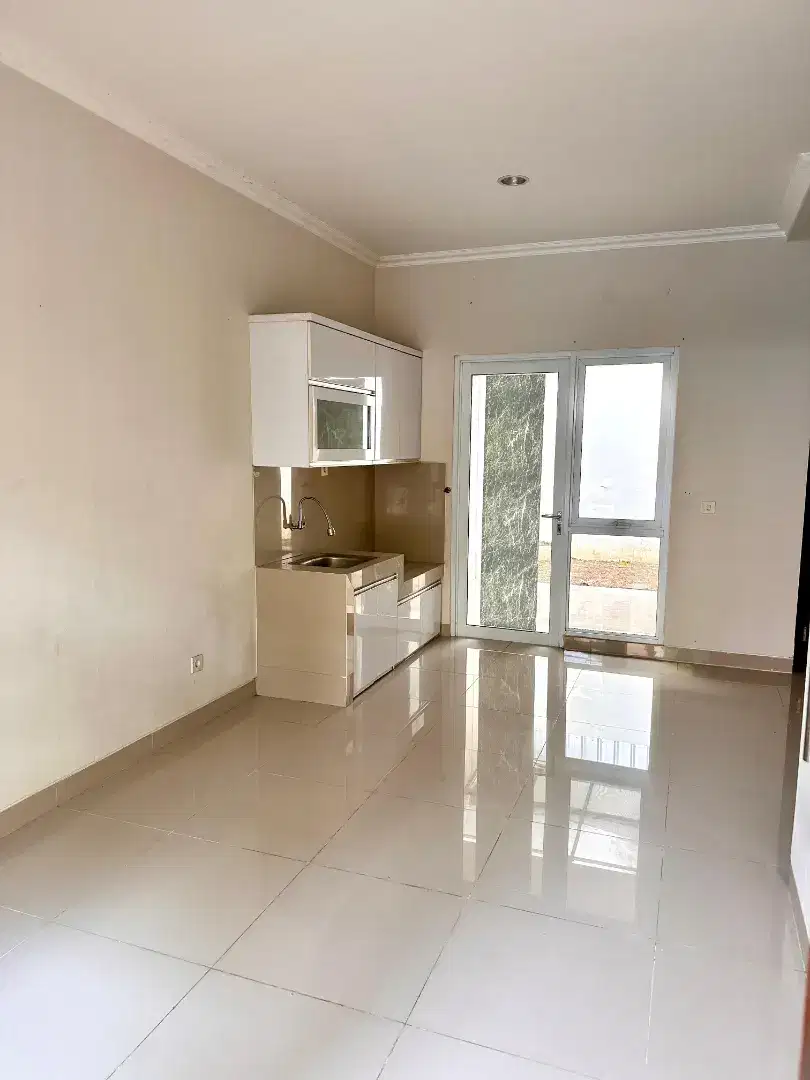 Murah. Rumah Bagus harga menarik Alegria Park, BSD