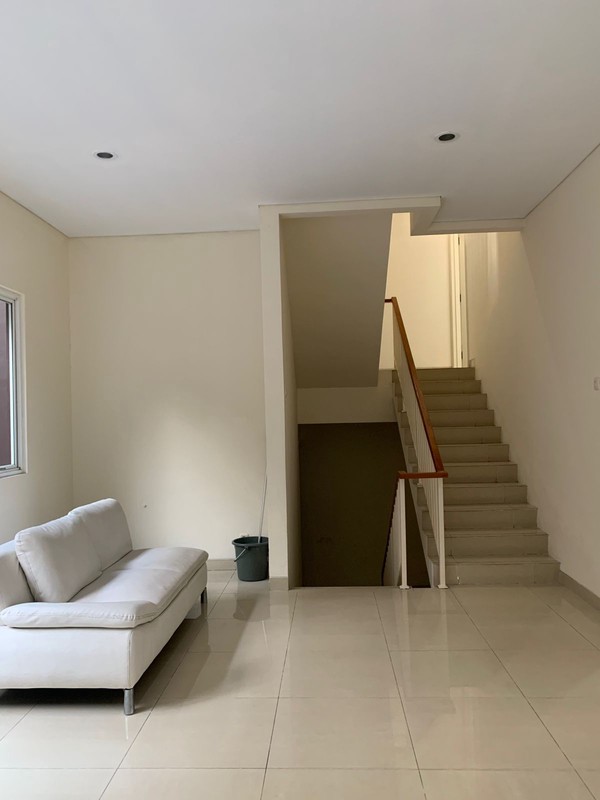 Rumah Bagus Siap Huni dan Asri di Kebayoran Height, Bintaro Jaya, Sektor 7