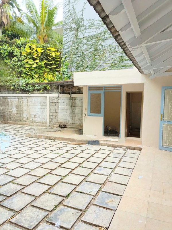 Rumah Bagus Siap Huni Asri di Cluster Flamingo, Bintaro Jaya, Sektor 9