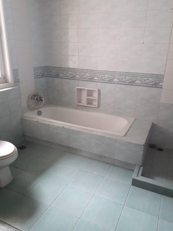 Rumah Mewah Strategis di Adyaksa, Lebak Bulus, Jakarta Selatan - Kolam Renang, Akses Tol & MRT!