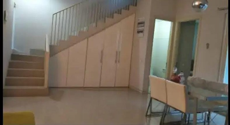 Dijual Rumah - Wisata Bukit Mas Palais du Louvre, Surabaya Barat