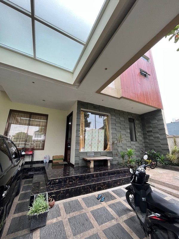 Dijual Rumah - Wisata Bukit Mas Royal Palais, Surabaya Barat