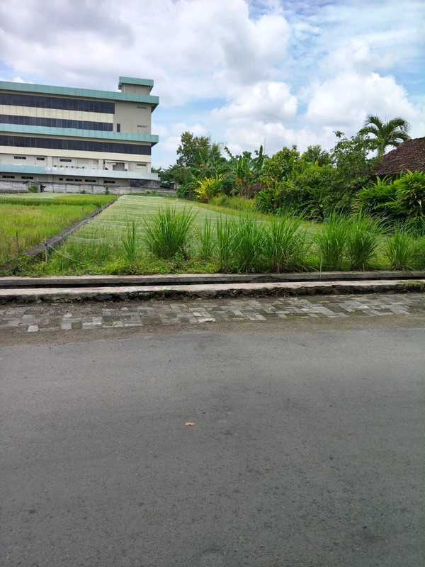 Dijual / Disewakan Tanah Strategis 979 Meter Persegi Dekat Wedang Kopi Prambanan di Maguwoharj, Depok, Sleman