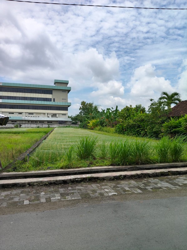 Dijual / Disewakan Tanah Strategis 979 Meter Persegi Dekat Wedang Kopi Prambanan di Maguwoharj, Depok, Sleman