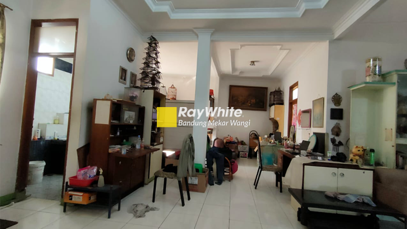 Gedung serba Guna + 2 Rumah Mainroad Moh Toha