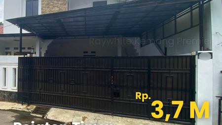 Dijual Rumah 4 Kamar Siap Huni di Pejaten Jakarta Selatan - Luas 180 m2 - Idaman Developer Pemula