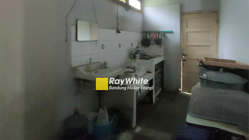 Rumah Tua Siap Huni Sayap pajajaran 