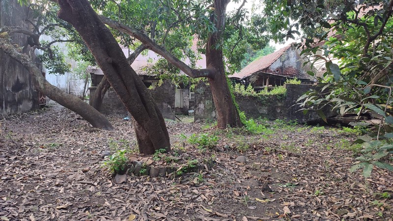 Dijual Tanah + Bangunan Luas 1.562 m² SHM di Jl. Hayam Wuruk Magersari Mojokerto