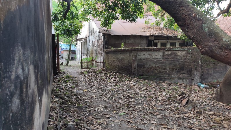 Dijual Tanah + Bangunan Luas 1.562 m² SHM di Jl. Hayam Wuruk Magersari Mojokerto