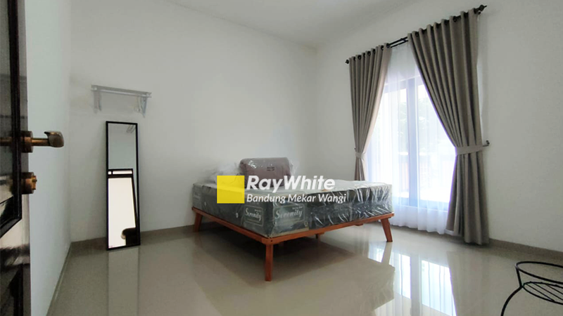 Rumah Baru Semi Villa Minimalis Lembang