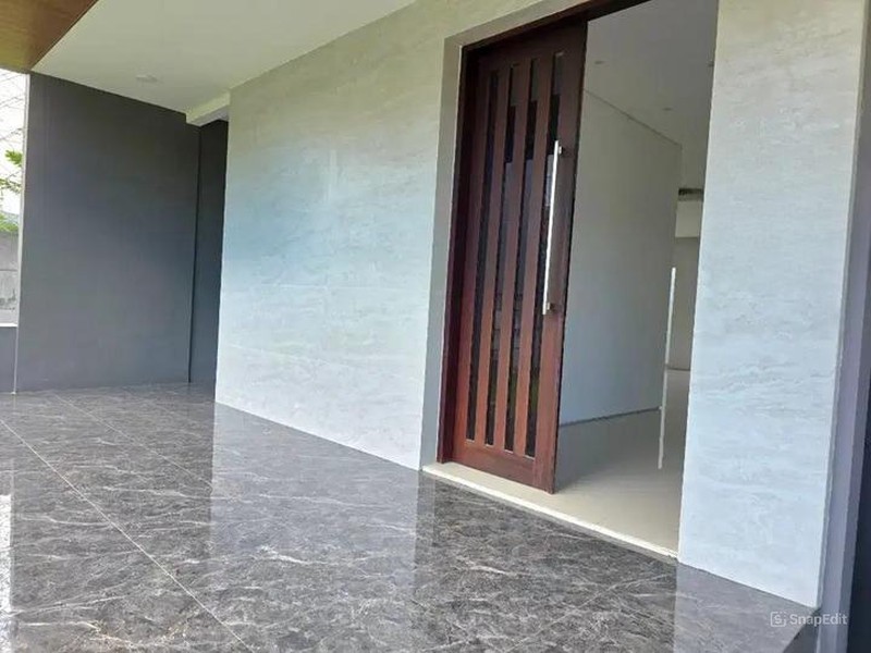 Dijual Rumah Siap Huni - Royal Residence, Surabaya Barat